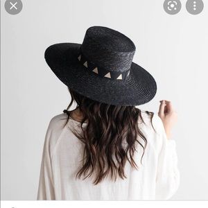 Gigi pi xs hat brand new size 55 $ FIRM!